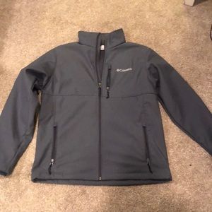 Gray Columbia Men’s Shell Jacket